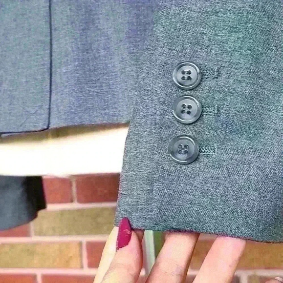 The limited collection gray blazer size 0 - Picture 5 of 16